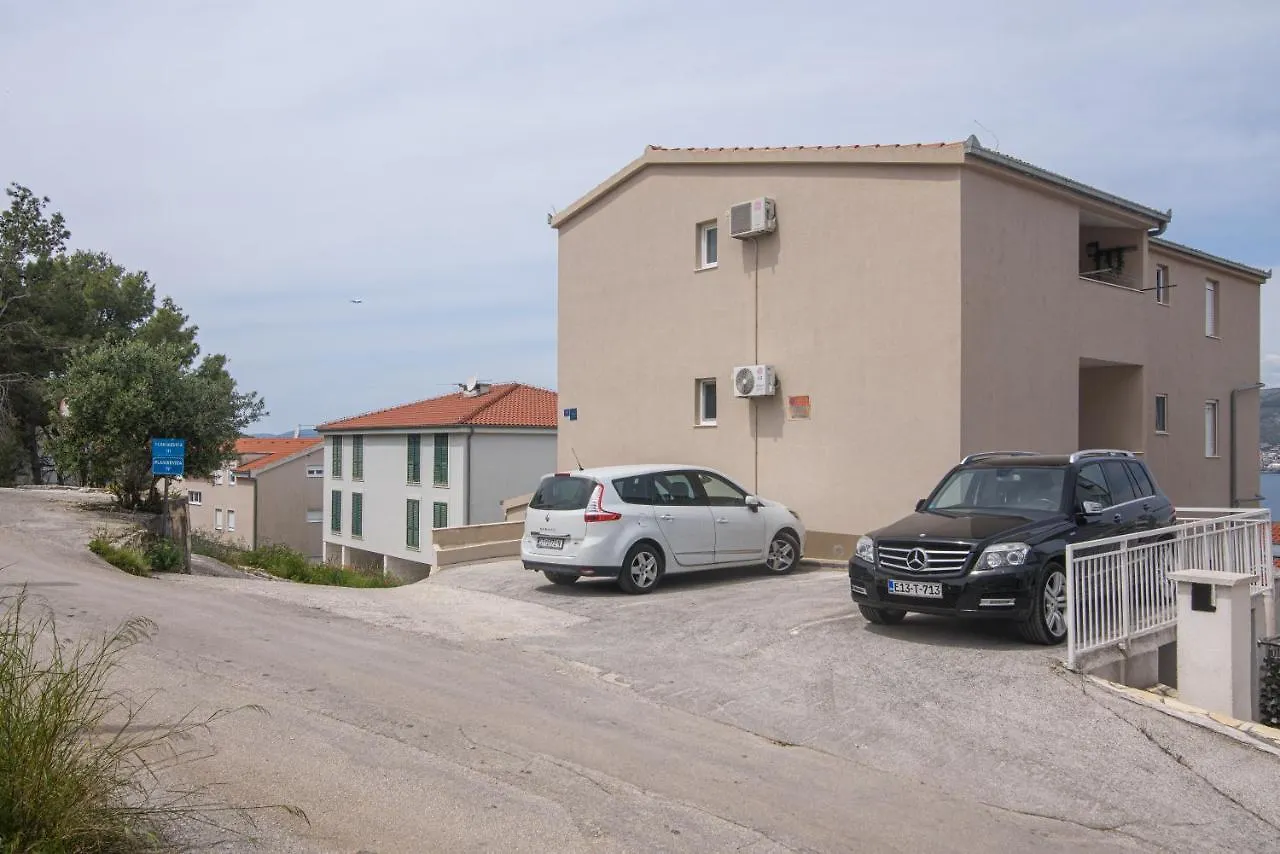 Apartment Kvesic Trogir Croatia