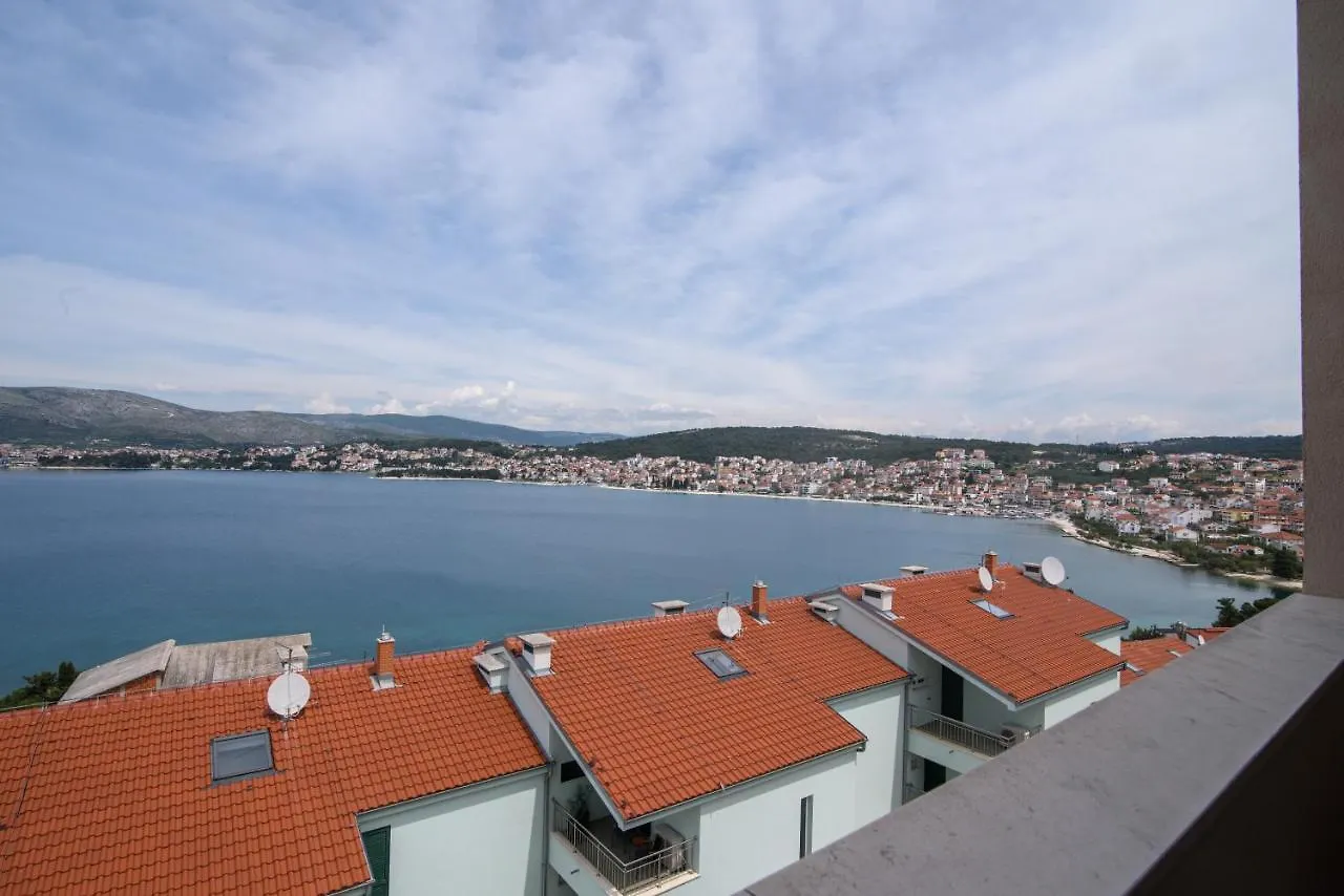 Apartment Kvesic Trogir 0*,  Kroatien